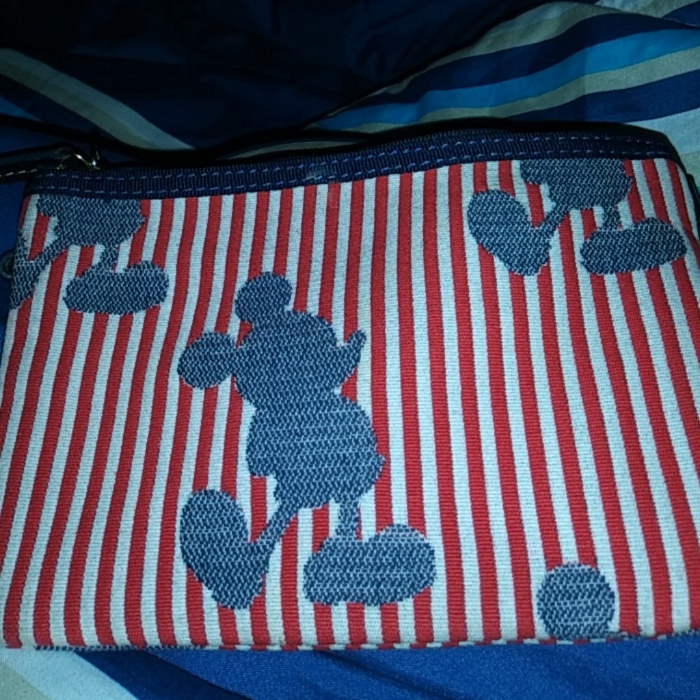 Dooney&Bourke wristlet